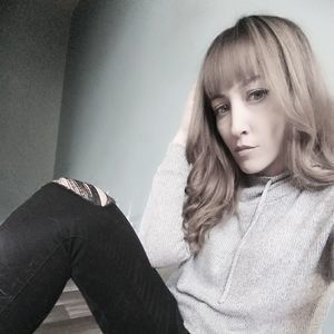 Meet your Posher, Desirea